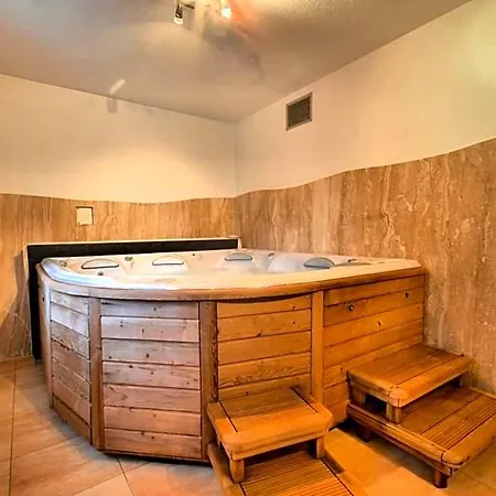 Angelika Basen Jacuzzi Sauna W Cenie Pobytu 자코파네